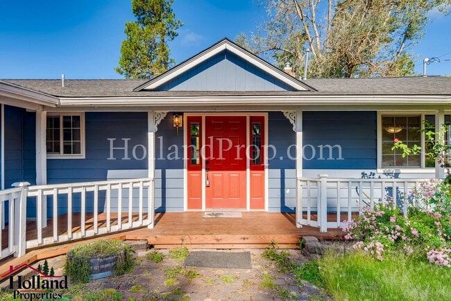 Building Photo - Espectacular Single Level 4 Bed Home in Hi...