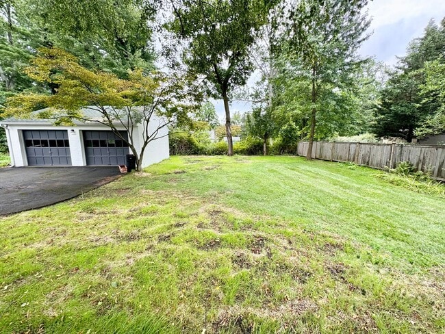 Photo - 514 Tennis Ave