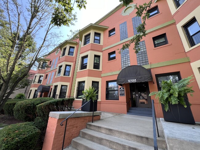BAUM GROVE APARTMENTS -- 090