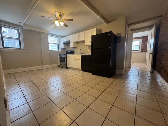 Photo - 2773 Hampshire-Unit 3 Unit 3