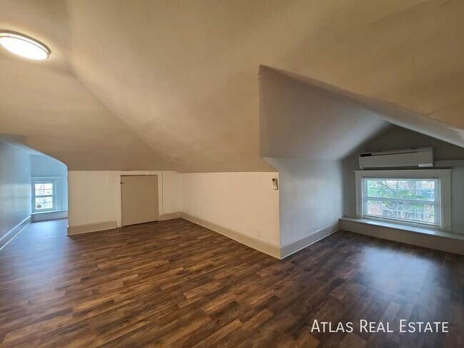 1066 N Clarkson St Unidad 08