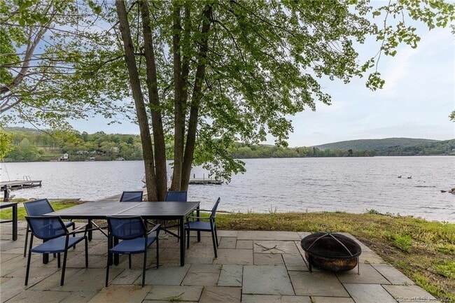 Photo - 33 Arrow Point Rd