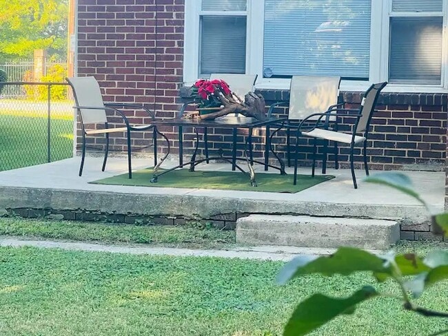 Photo - 507 Bennett St