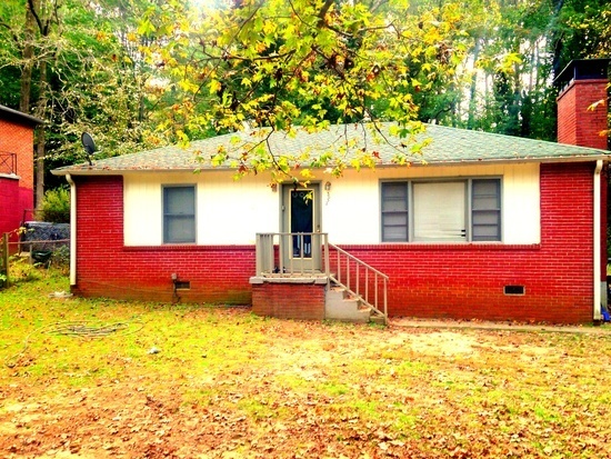 Cozy 2 bedroom 1 bath home located on the ... - Cozy 2 bedroom 1 bath home located on the ...