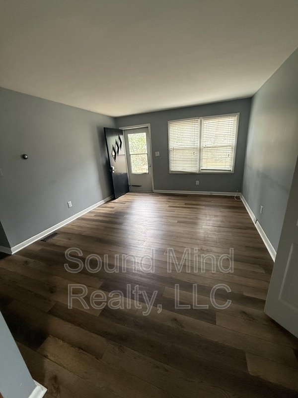 Photo - 515 Madison Ave