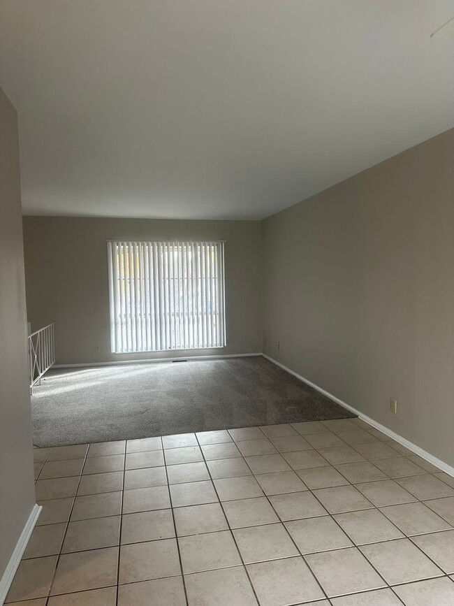 Photo - 3 Bedroom Single Family Home in Gahanna