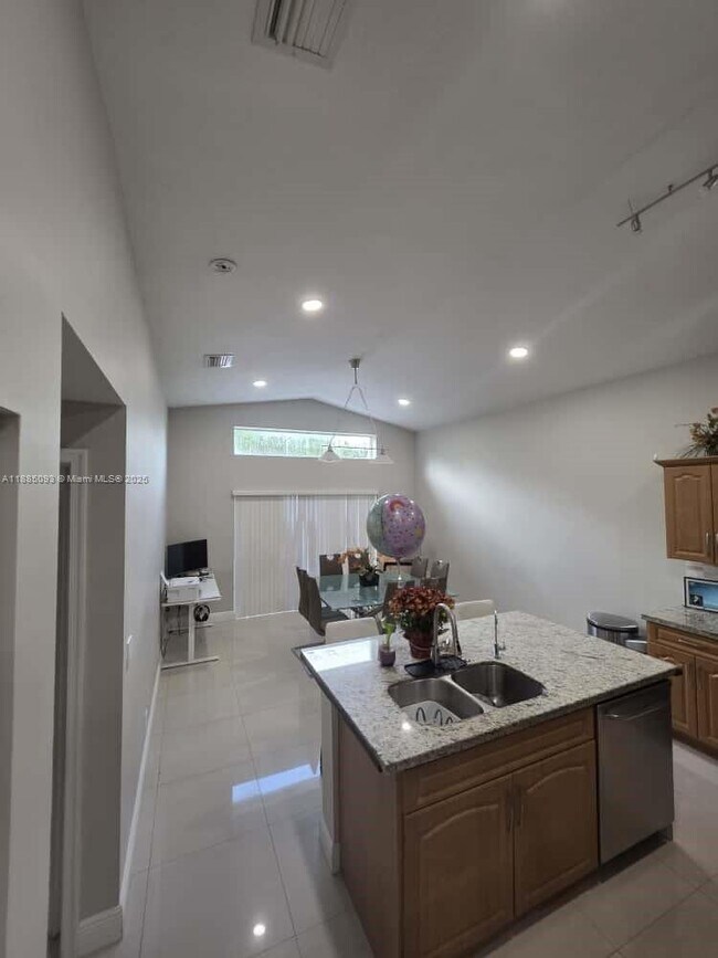 Photo - 16250 SW 26th St