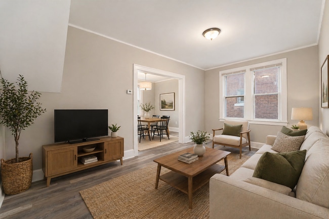 Photo - 3759 Atkinson St