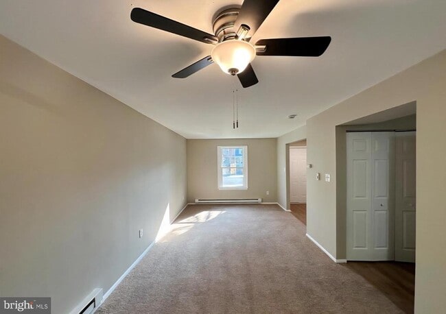 Photo - 574 Loch Lomond Dr