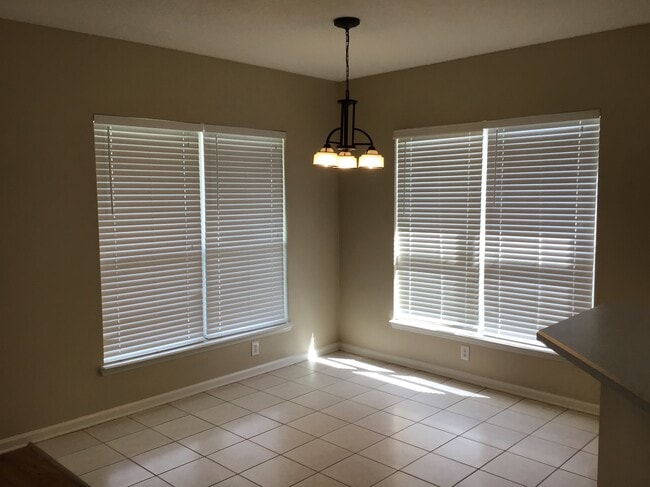 Photo - 671 Southland Ln