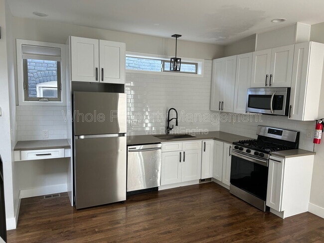 Photo - 3303 Navajo St Unit 2