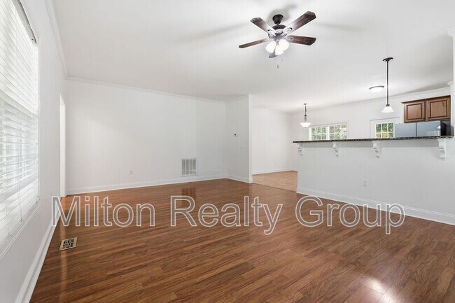 Photo - 80 Valor Cir