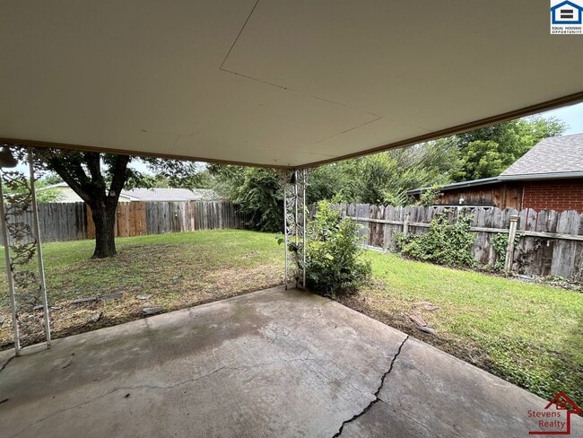Photo - 6 NW 60th St