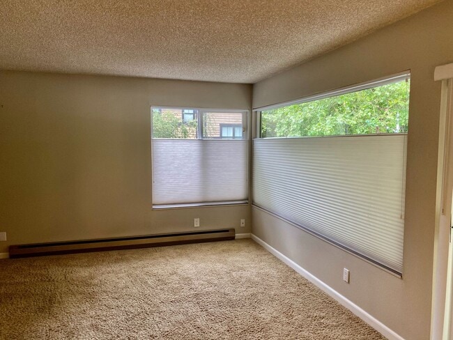 Photo - Bellevue Way Condo!!!!