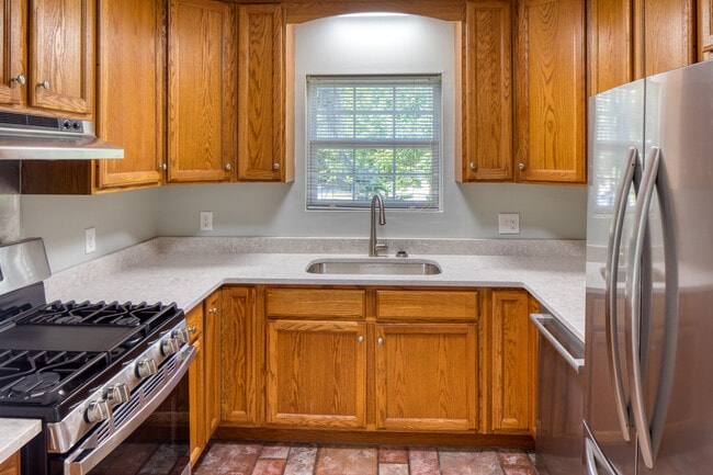 Photo - 9 Morningside Dr