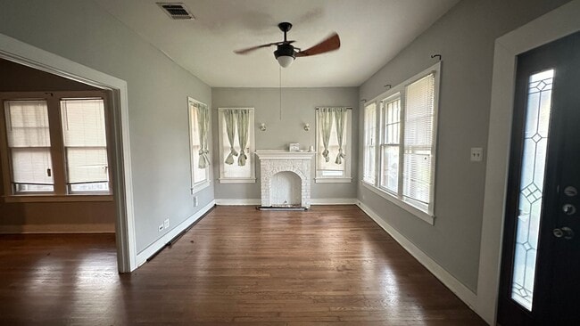 Photo - Highland Park 2/1 Home Ready for Move-In