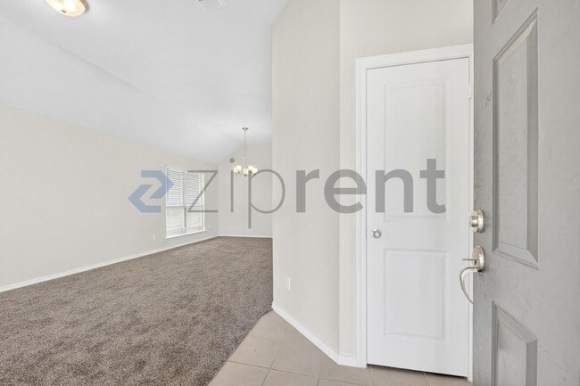 Photo - 1512 Chama Dr