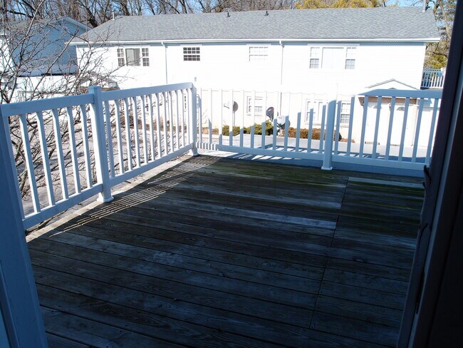 Photo - Guion Creek Apartments