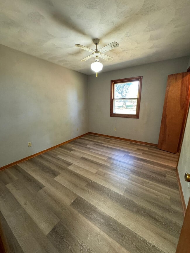 Photo - 24207 Jefferson Center St Casa