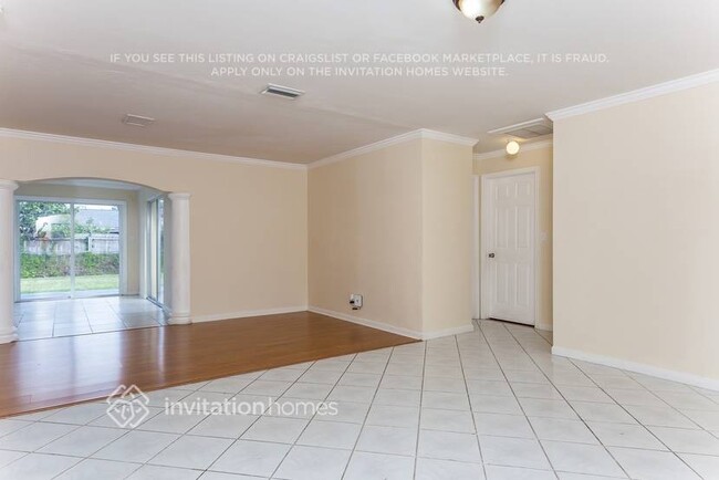 Photo - 5581 S 36th St