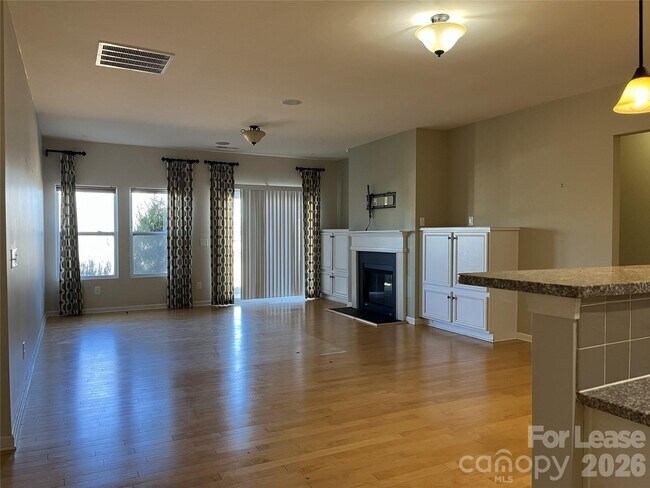 Photo - 105 E Neel Ranch Rd