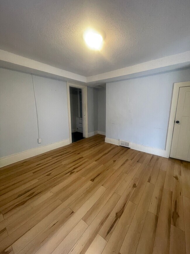 Photo - 602 E Dayton St Unit D