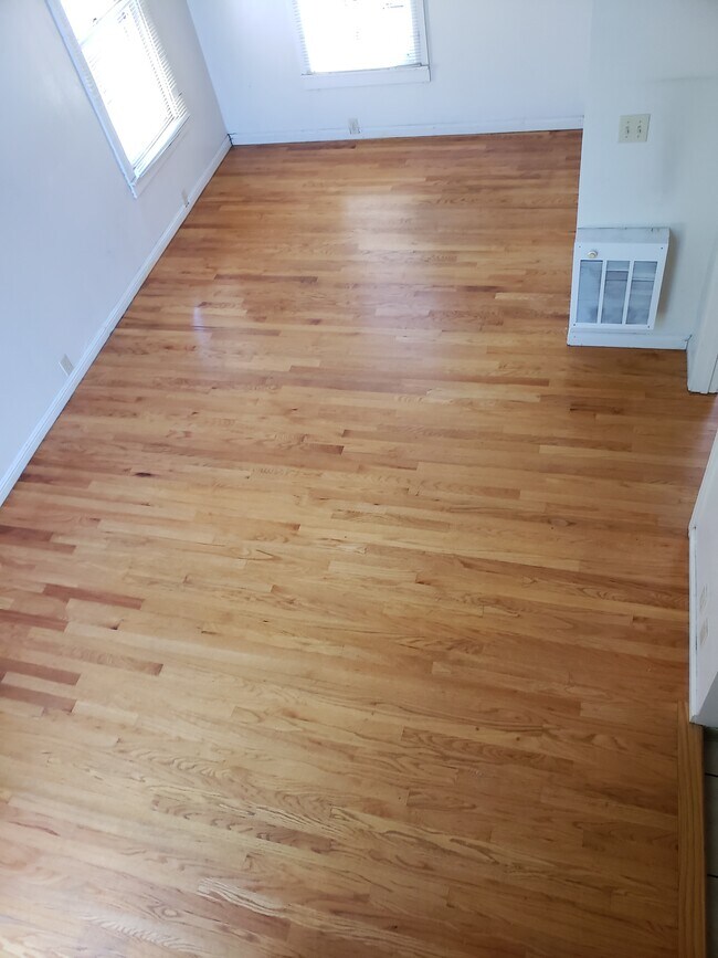 Photo - 1926 Channing Way Unidad Half