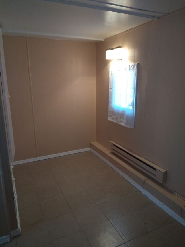 Photo - 3 Bed / 2 Bath Home + 1 bed / 1 bath Casita & work shop