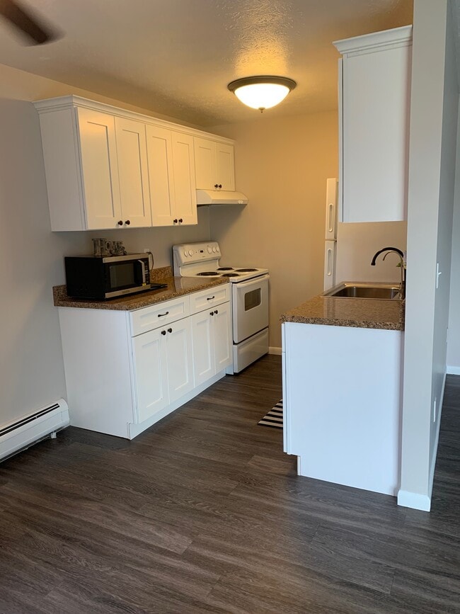 Photo - 37910 Euclid Ave Unit Apt 1