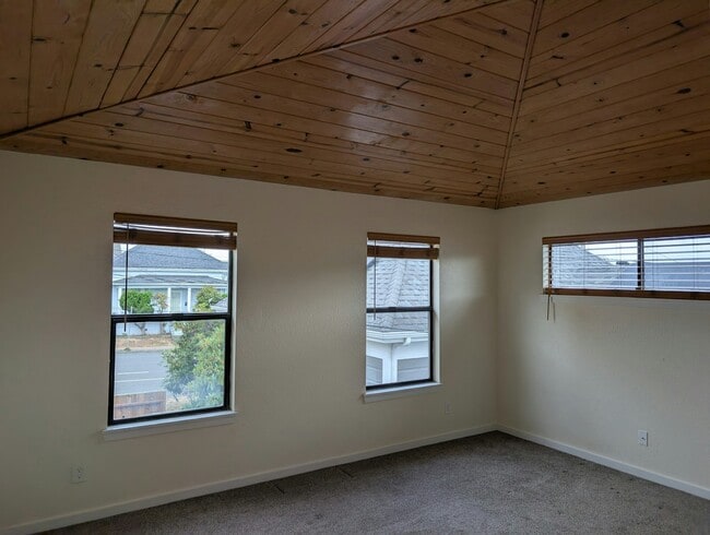 1480 G St
