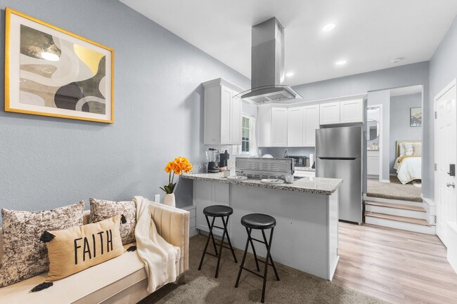 Building Photo - 29180 Wrangler Dr Unit Studio Rental