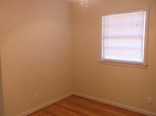 Photo - 269 Lillian Dr