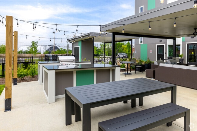 Outdoor Entertain Area