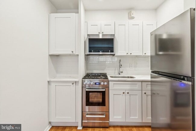 Photo - 2101 Chestnut St Unit 721-R