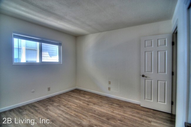 Photo - 255 N 3rd St