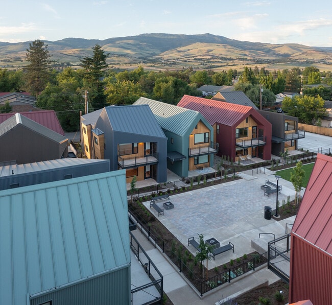 Photo - 184 Garfield St