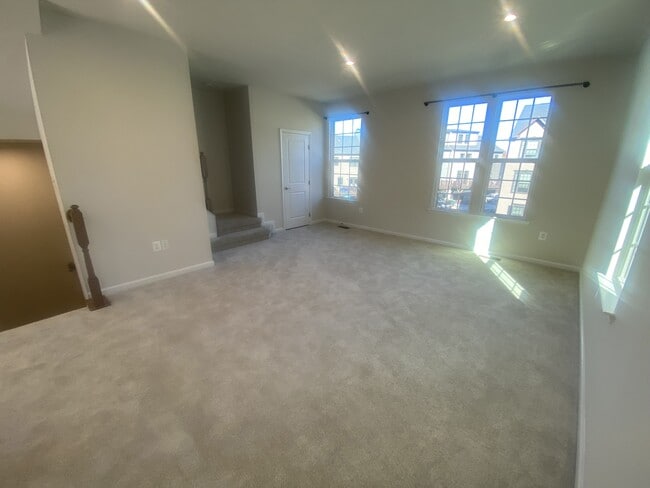 Photo - 1014 Trestle Dr