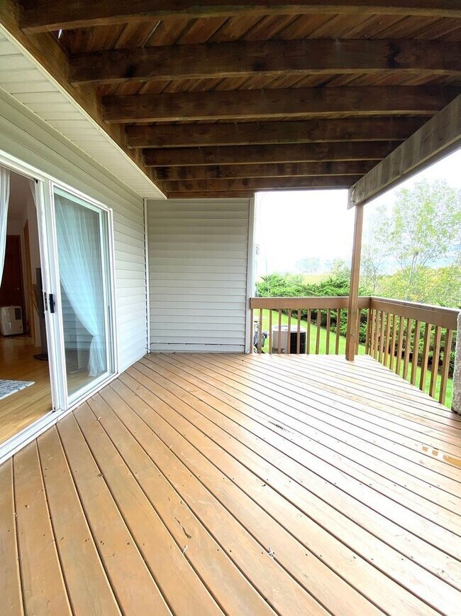 Photo - 908 Windstone Ct