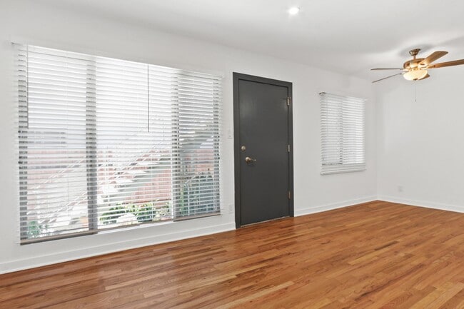 Photo - 844 5th St Unidad E