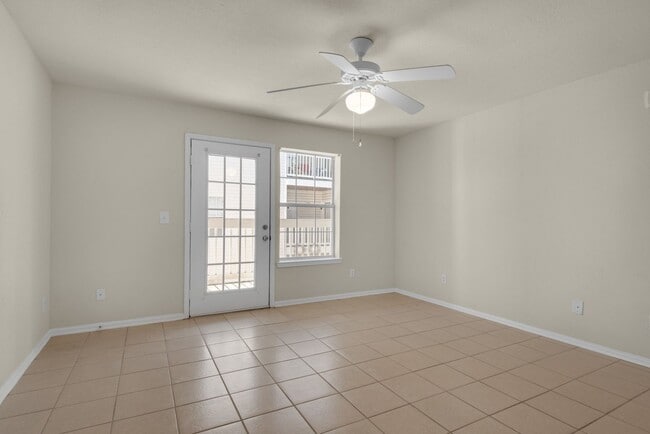 Photo - Spacious 2B/2B Unfurnished Condo near Beach in the Heart of Destin!