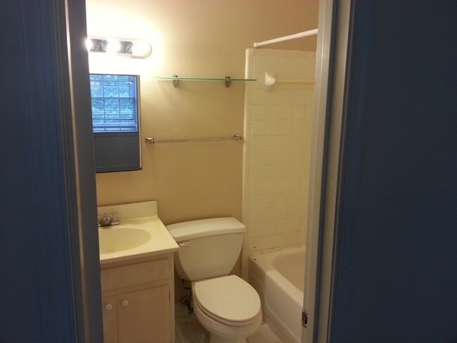 Photo - 5715 Bramblegate Rd