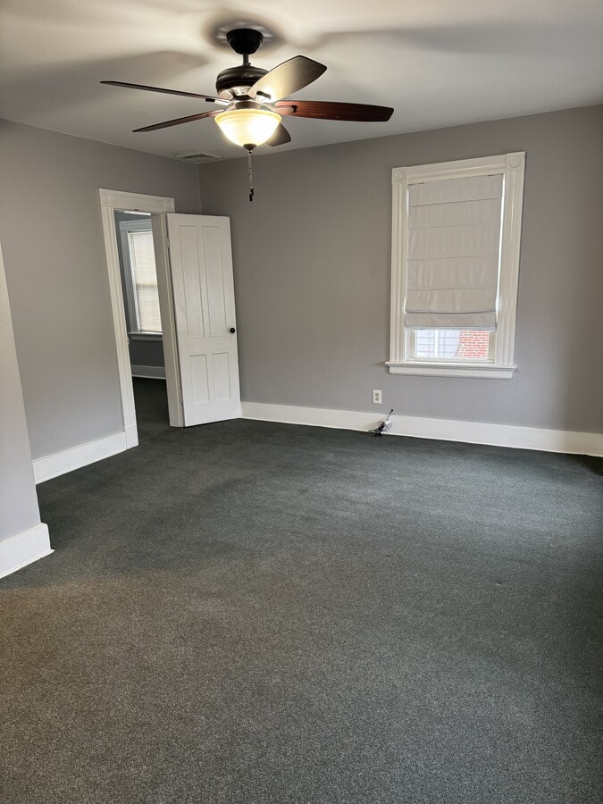 Photo - 50 Holbrook St