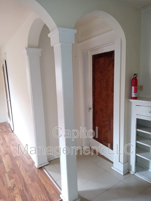 Photo - 307 N Walnut St Unit 307