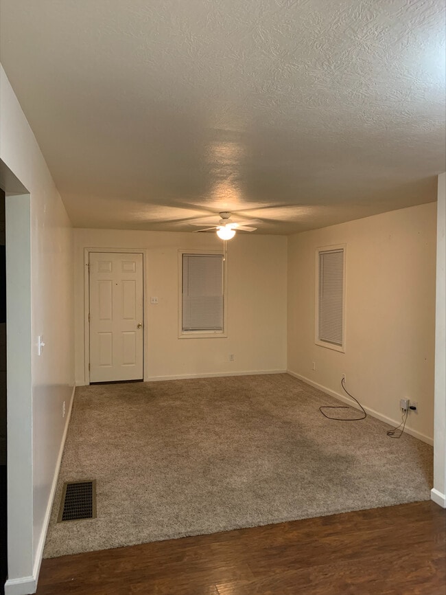 Photo - 1014 N Hodson Ave