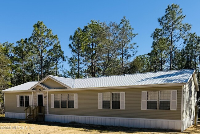 Building Photo - 5597 Acadia St