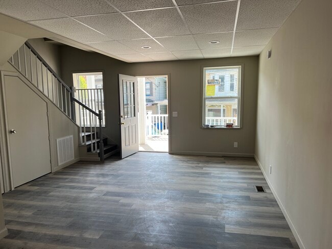 Photo - 113 N Coal St