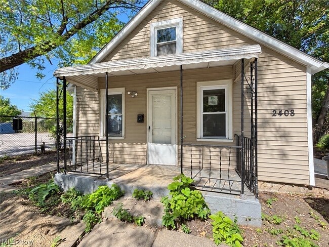 2408 Castle Ave