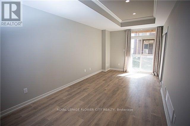 Photo - 220 Huguenot Rd