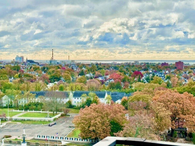 VIEW FROM BALCONY - 2625 Park Ave Unidad 14D