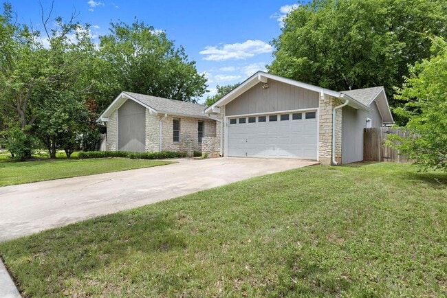 Photo - 618 Buckskin Dr